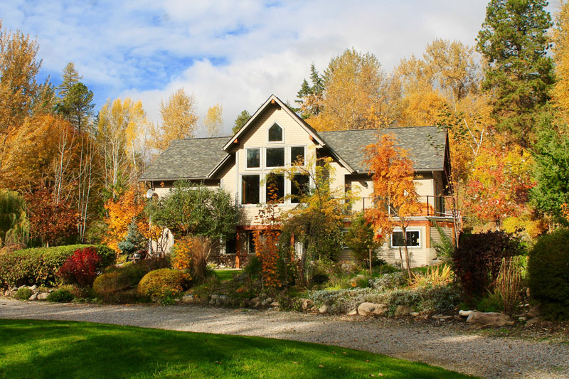 Windborne Bed And Breakfast – Castlegar's Best B&B